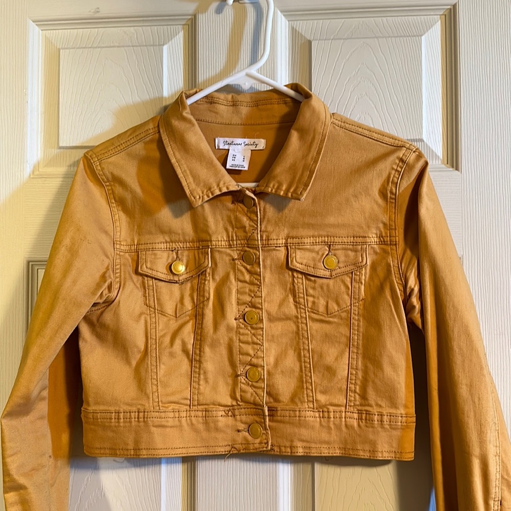 Cropped jean jacket